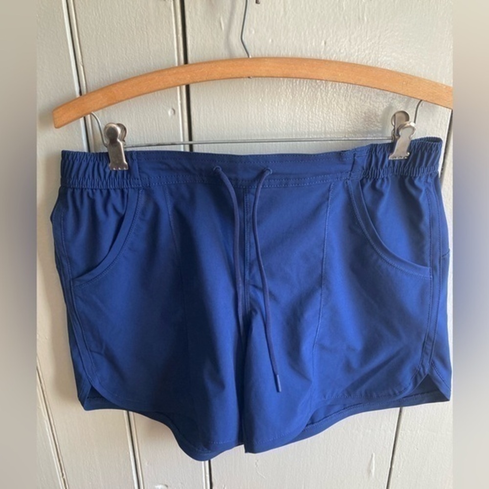 Lands End Women's Shorts Navy 6 Nylon Blend Elastic Waist